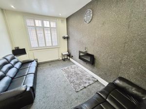 Lounge- click for photo gallery